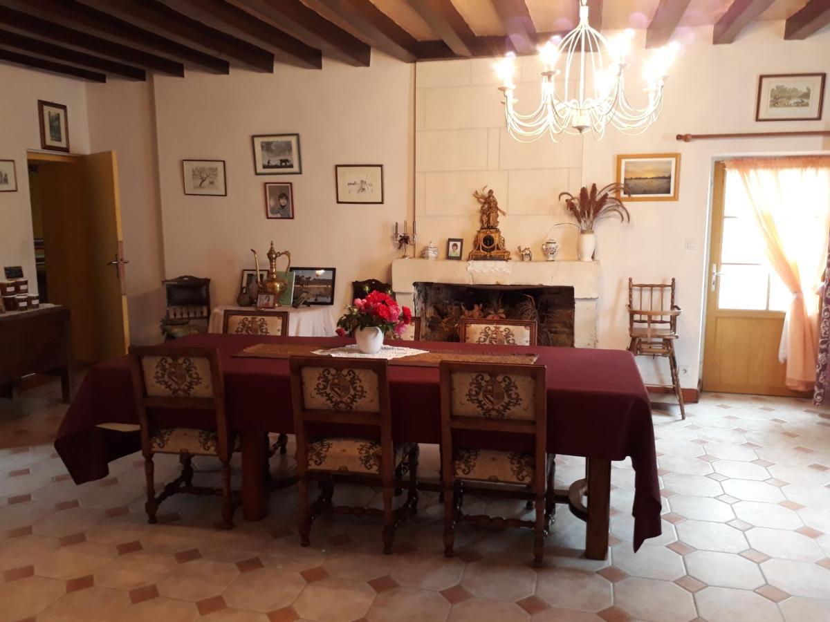 Nouans-les-Fontaines La Levriere Bed & Breakfast エクステリア 写真